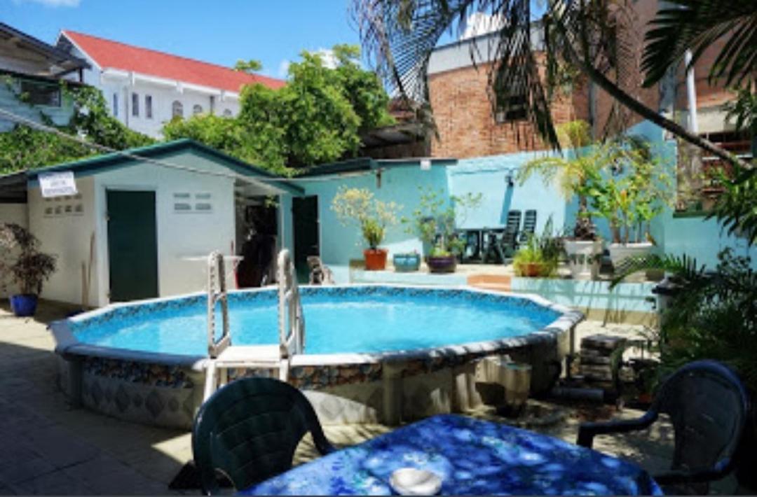 Guesthouse Albergoalberga Paramaribo Esterno foto